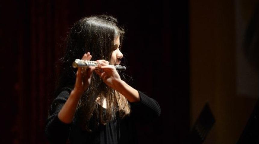 &Ouml;ğrencilerin Yıl Sonu Konserleri Devam Ediyor