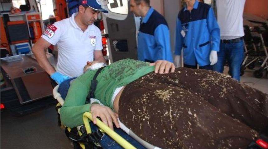 Ka&ccedil;ırıldığı İddia Edilen Kadın 2. Kattan Atladı