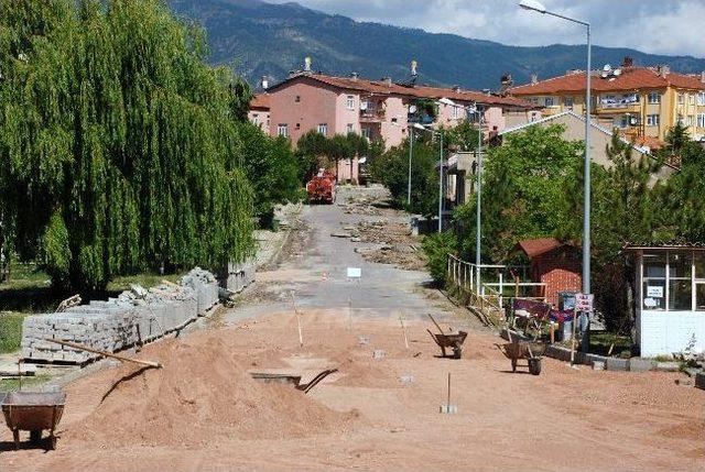 Gediz de Hoca Ahmet Yesevi Caddesi nde D&uuml;zenleme 1