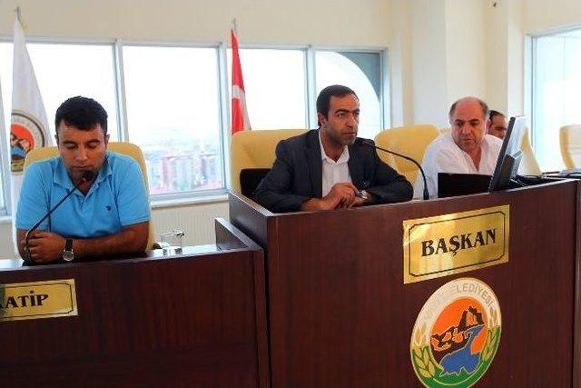 Van B&uuml;y&uuml;kşehir Belediye Meclisi: &ldquo;deprem Sonrası Yapılar Sağlıklı Denetlenmiyor&rdquo; 1