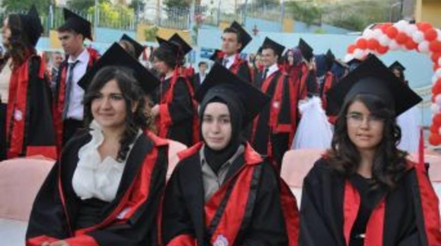 Alaplı Anadolu &ouml;ğretmen lisesi İlk mezunlarını verdi