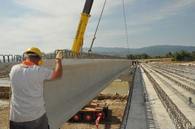 D&uuml;zce&rsquo;de 15 Yıllık K&ouml;pr&uuml; Sorunu Son Buluyor 3