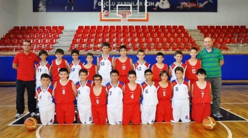 D&uuml;zce&rsquo;de Minikler Basketbol Ligi Heyecanı