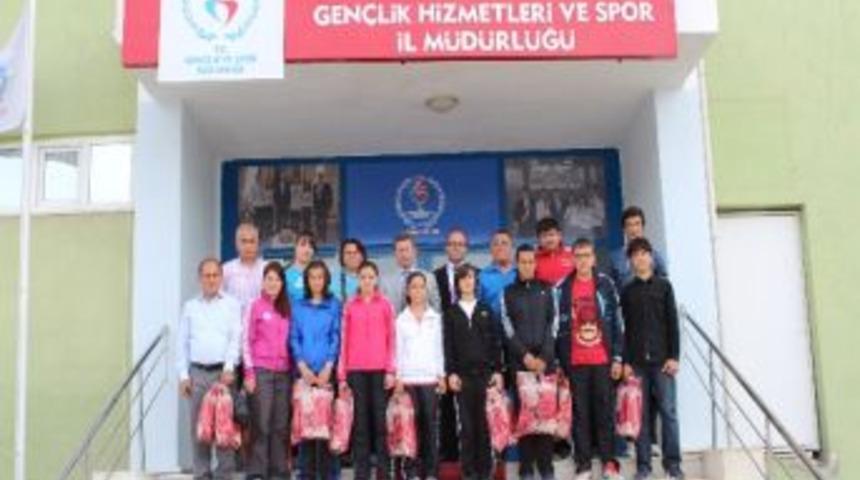 T&uuml;rkiye Şampiyonları &Ouml;d&uuml;llendirildi