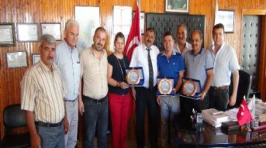 Silifkeli Vergi Rekortmenlerine Plaket