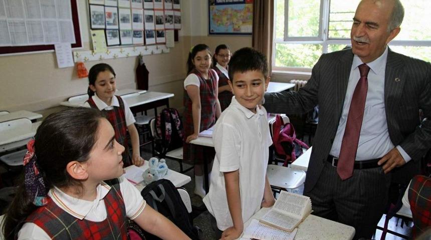 Vali Harput Okul Ziyaretlerine Devam Ediyor