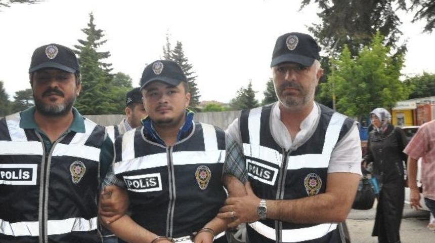 İşadamının Katil Zanlısı Adliyeye &Ccedil;ıkarıldı