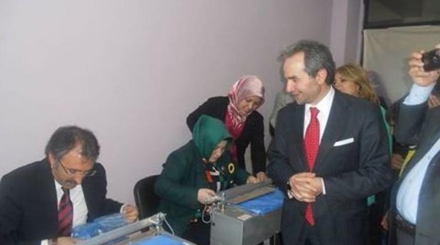 Yavilioğlu Sodes Kursiyerleri İle Birlikte Galoş Dikti