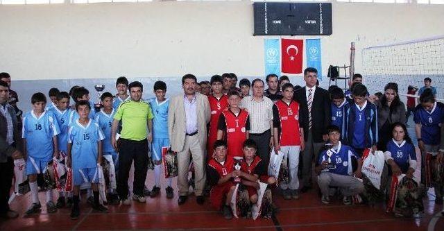 Yıldızlar Voleybol Ligi Sona Erdi