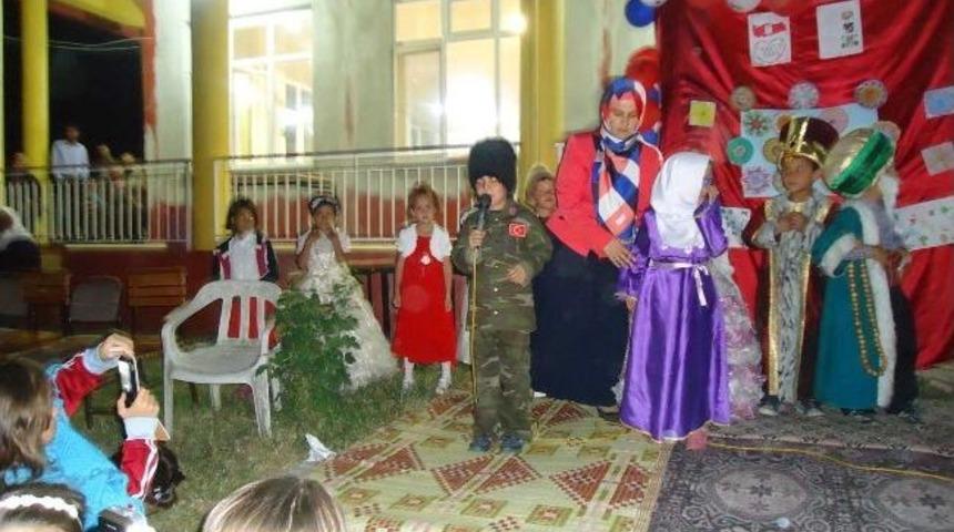 Pazarlar İlkokulu'ndan Coşkulu Okuma Bayramı