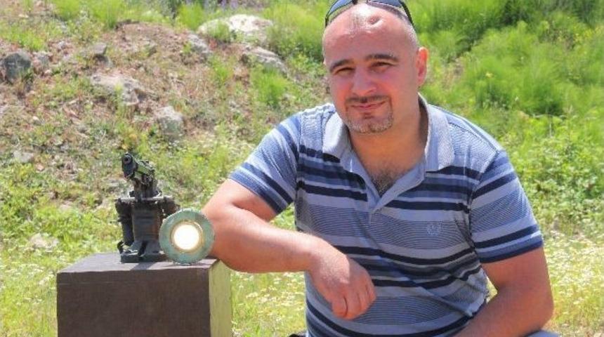 Bu Silah Sistemi G&ouml;rd&uuml;ğ&uuml;n&uuml; Vuruyor