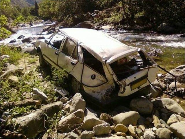 Giresun'da Trafik Kazası: 1 Ölü, 2 Yaralı