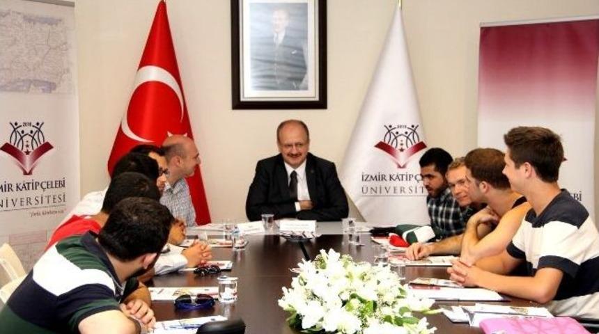 Amerikalı &Ouml;ğrencilerden İk&ccedil;&uuml;&rsquo;ye Dostluk Ziyareti