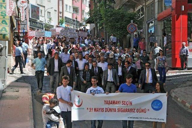 G&uuml;m&uuml;şhane&rsquo;de Sağlıklı Yaşam Y&uuml;r&uuml;y&uuml;ş&uuml; D&uuml;zenlendi 2