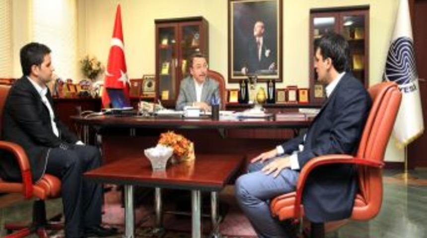 Başkan &Ouml;zt&uuml;rk: 76 Milyon Kardeşiz