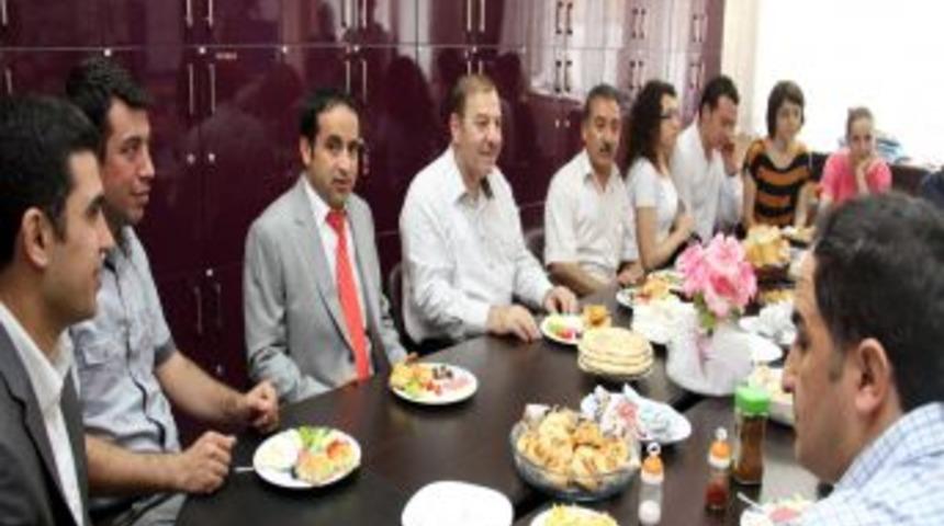 Esenyurt Belediye Başkanı&rsquo;ndan Okul Ziyareti