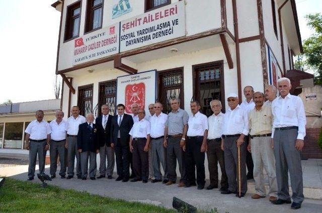 Vali İzzettin Küçük’ten Muharip Gazilere Ziyaret