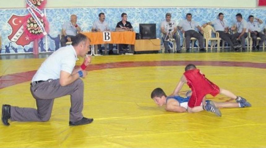 Aksaray&rsquo;da T&uuml;rkiye G&uuml;reş Şampiyonası
