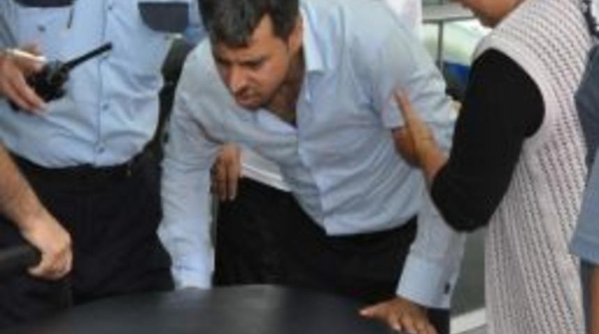 Kayınbaba, Damadını Bı&ccedil;akladı