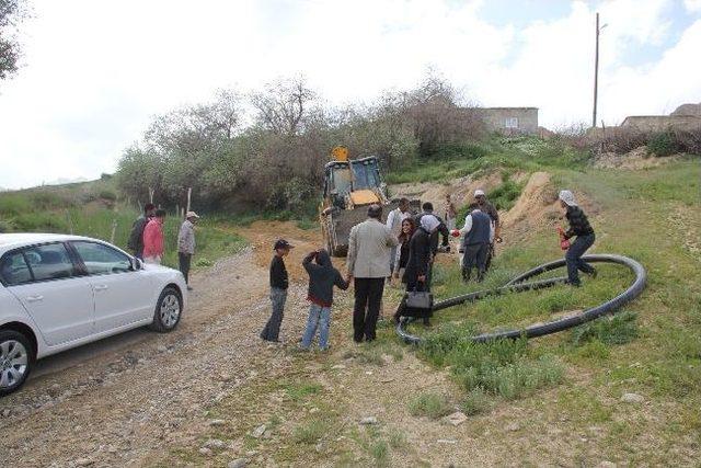 Başkale De Kilit Taşı Çalışması