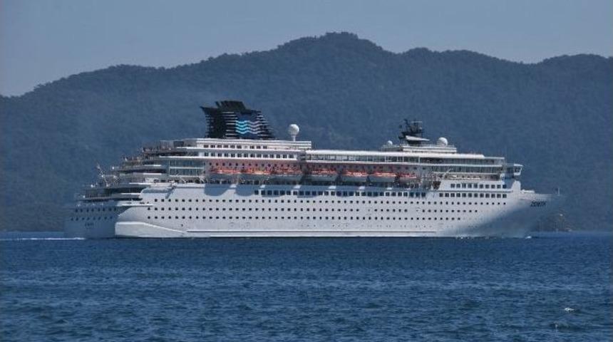 Marmaris'e Dev Konuk