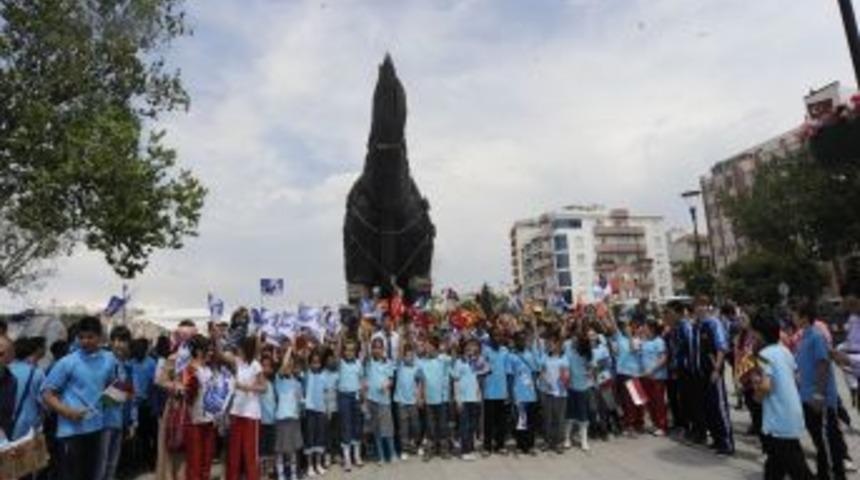 Olimpiyat &Ccedil;ocuklarına &Ccedil;anakkale'de Coşkulu Karşılama