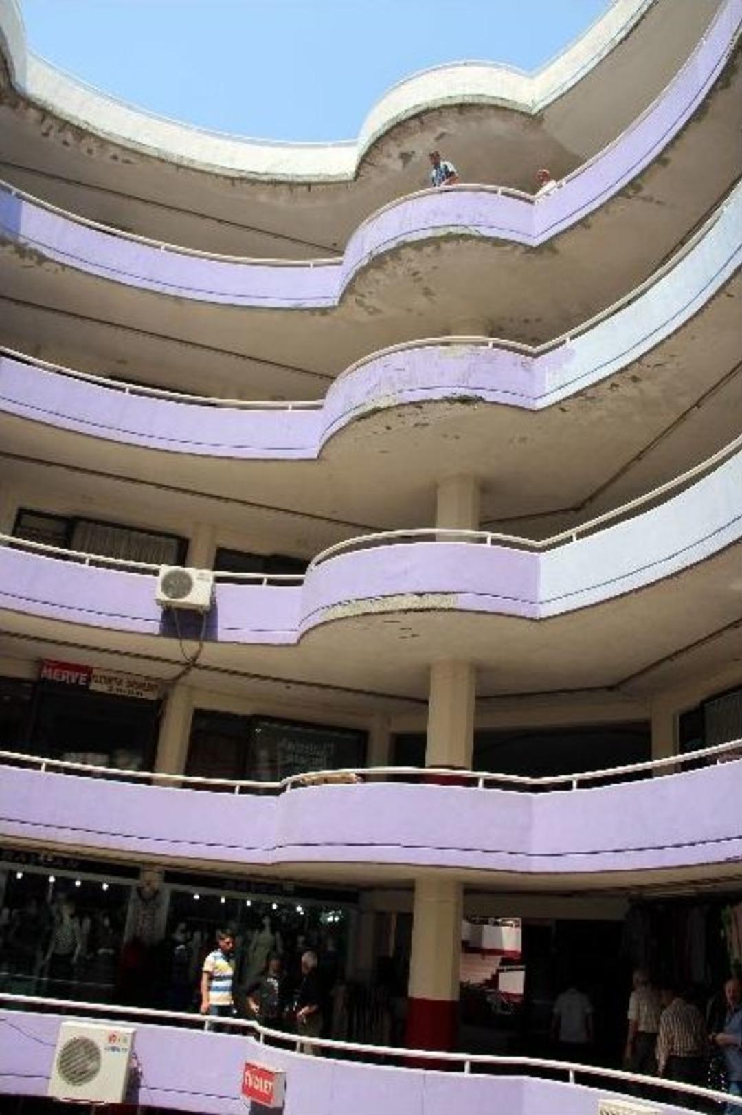 Balıkesir'de İntihar Girişimi