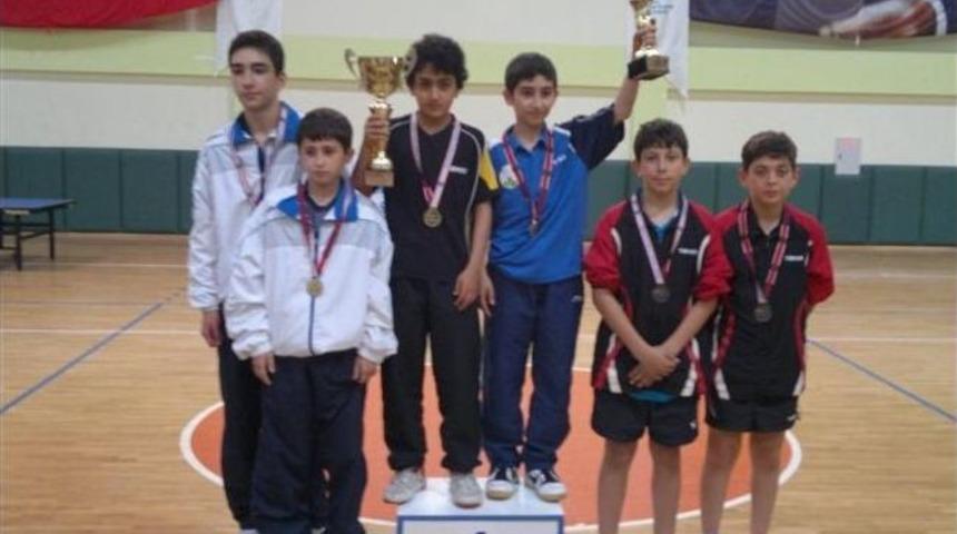 Yalovalı Raketler Başarıya Doymuyor