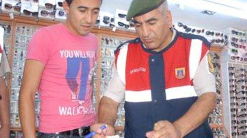 Esnafa sahte para kalemi