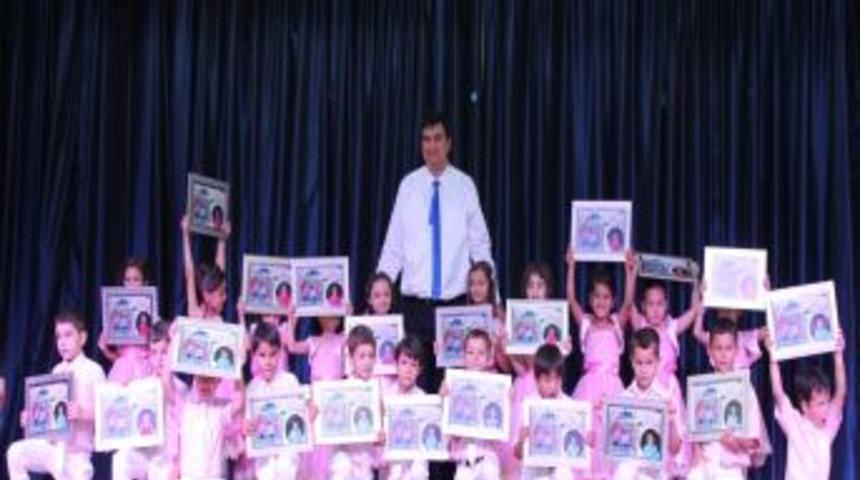 Miniklerin Okumaya Bayramı Coşkusu