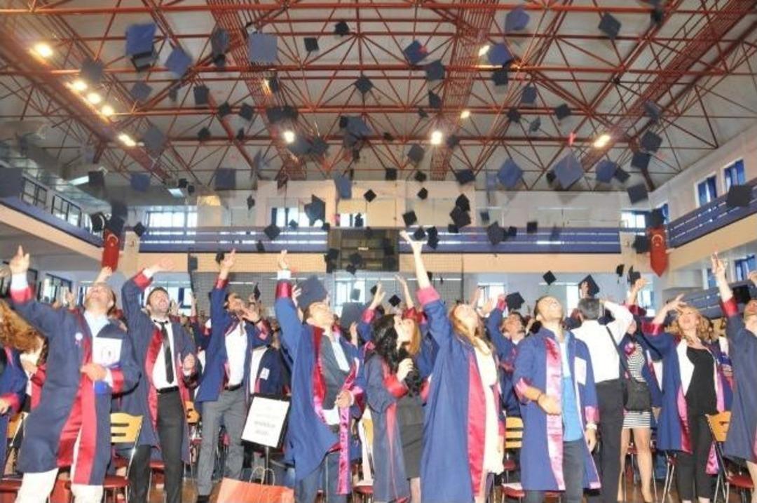 Yaşar Doğu Besyo Mezuniyet T&ouml;reni