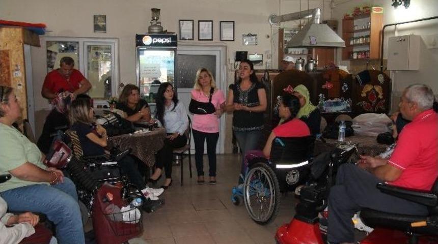 Engelli Vatandaşlara Ve Ailelerine Eğitim Semineri