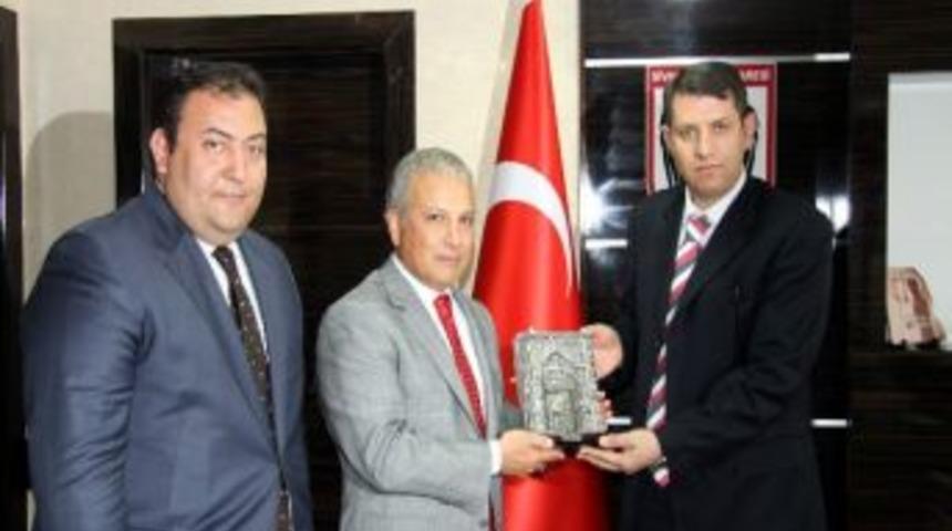 Alonet&rsquo;ten Genel Sekreter Ayhan&rsquo;a Ziyaret