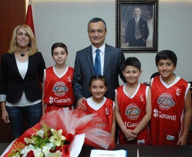 12 Dev Adam, Emniyet Müdürü Aydın’ı Ziyaret Etti 1