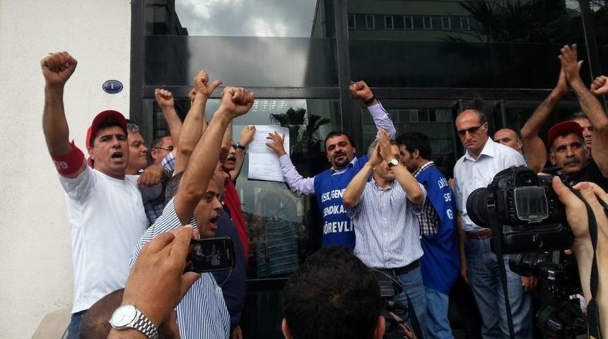 B&uuml;y&uuml;kşehirde İzenerji &Ccedil;alışanları Grev Kararını Işyerine Astı