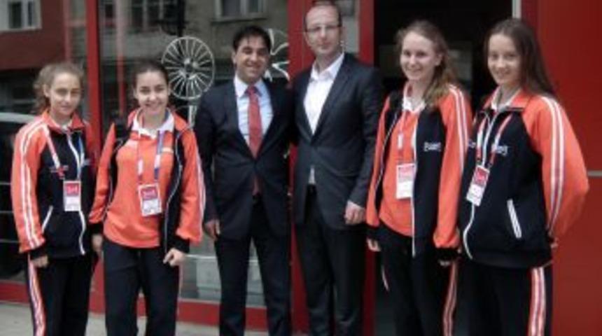 T&uuml;rk&ccedil;enin &Ccedil;ocukları Sarıkamış&rsquo;ta Protokol&uuml; Ziyaret Etti