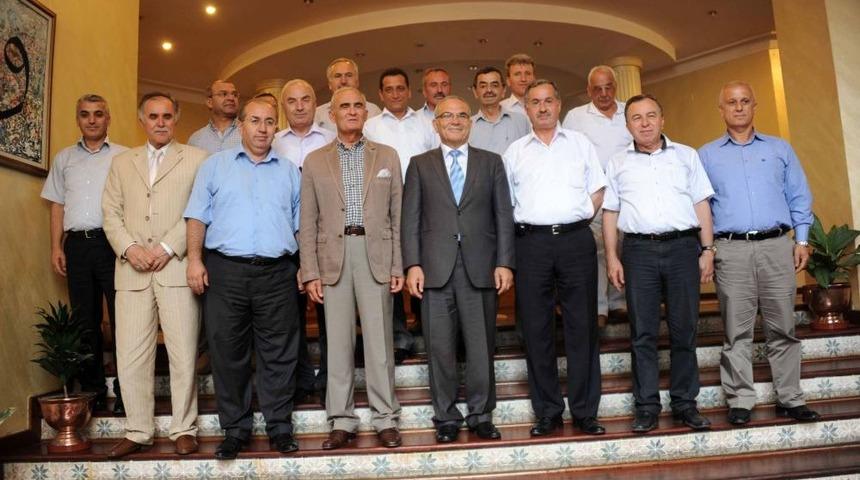 Kavak Dernekler Federasyonu Y&ouml;netimi, Başkan Yılmaz&rsquo;ı Ziyaret Etti