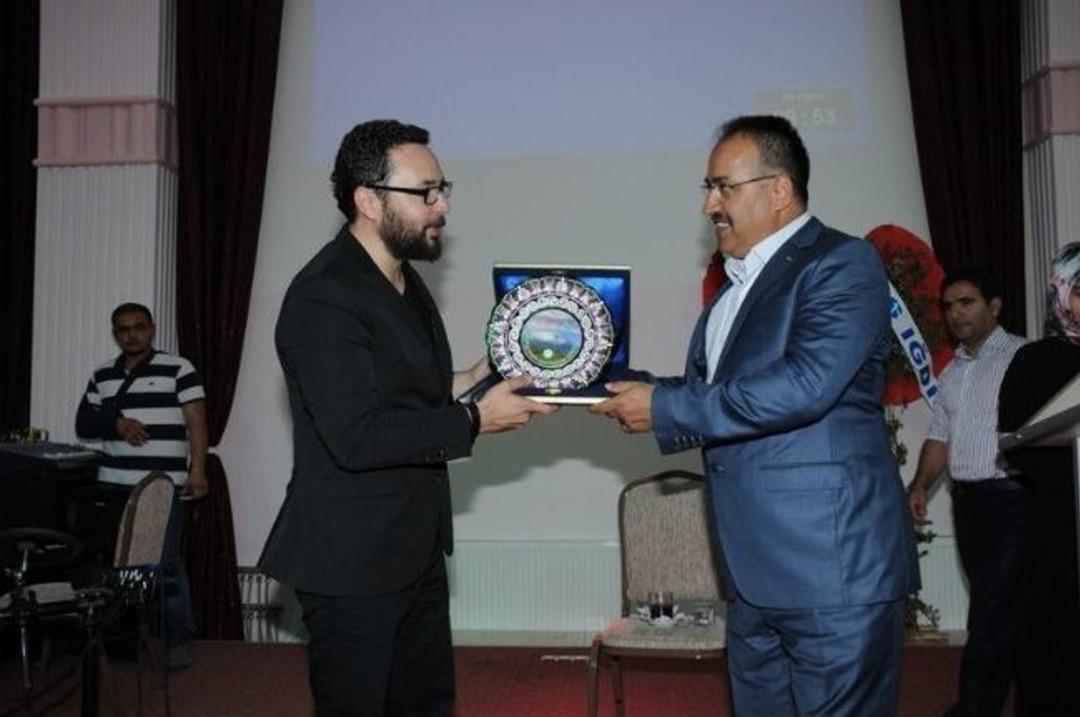 Iğdır &Uuml;niversitesi İlahiyat Fak&uuml;ltesi İlk Mezunlarını Coşkulu Bir Programla Uğurladı