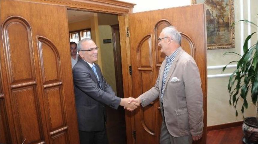 Kadef Yeni Y&ouml;netimi Başkan Yılmaz&rsquo;ı Ziyaret Etti