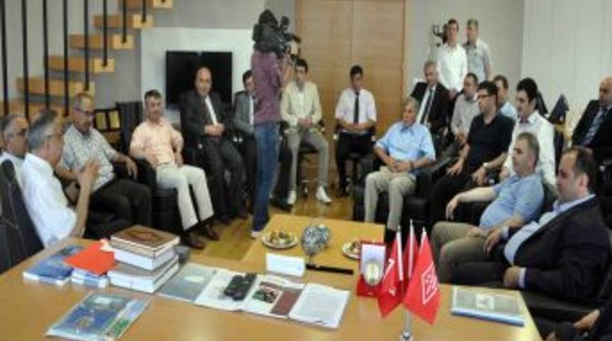 İNSİAD Yönetimi İTSO’yu Ziyaret Etti