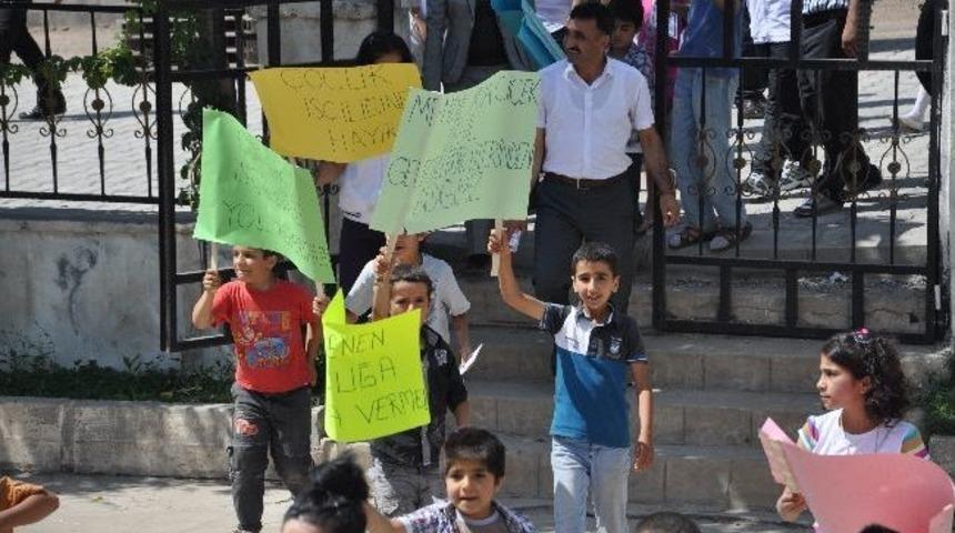 Şırnak'ta '&ccedil;ocuk İş&ccedil;iliğine Hayır' Y&uuml;r&uuml;y&uuml;ş&uuml;