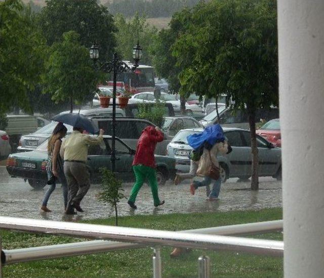 Dp&uuml; de  en S&ouml;n&uuml;k  Mezuniyet T&ouml;reni 1