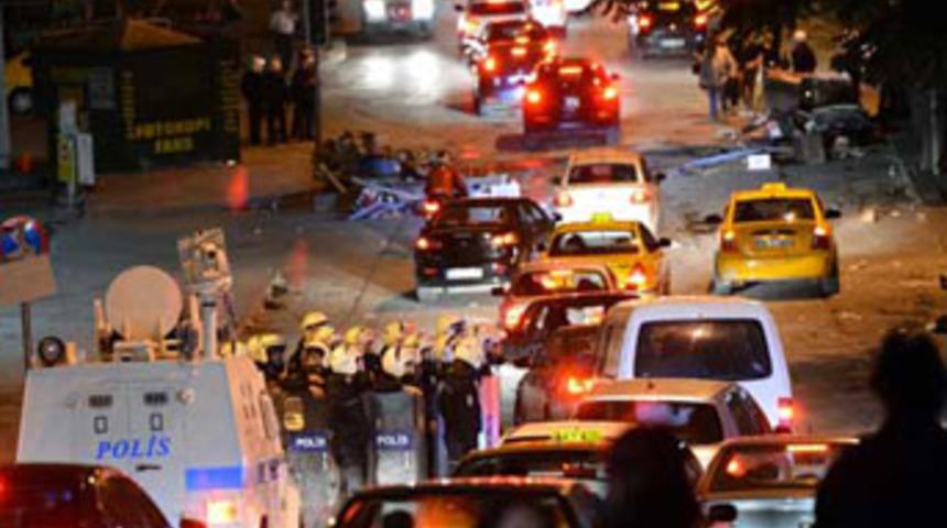 Gezi protestosunda otomobilini polisin &uuml;zerine s&uuml;rd&uuml;