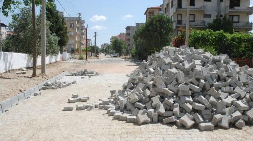 Cadde Esnafı Sabırsızlanıyor