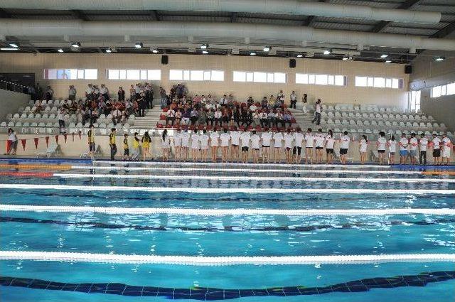 Ad&uuml; Spor Merkezi Hizmete A&ccedil;ıldı 2