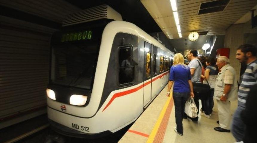 İzmir B&uuml;y&uuml;kşehir&rsquo;den Ulaşıma Sınav D&uuml;zenlemesi: