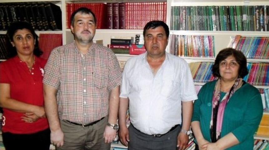 Okuduğu Okula K&uuml;t&uuml;phane Yaptırdı