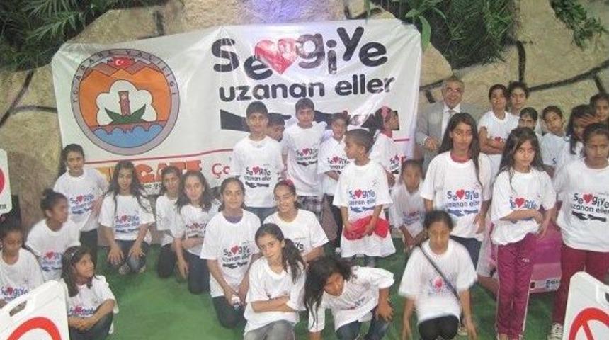 "sevgiye Uzanan Eller" Optimum&rsquo;da