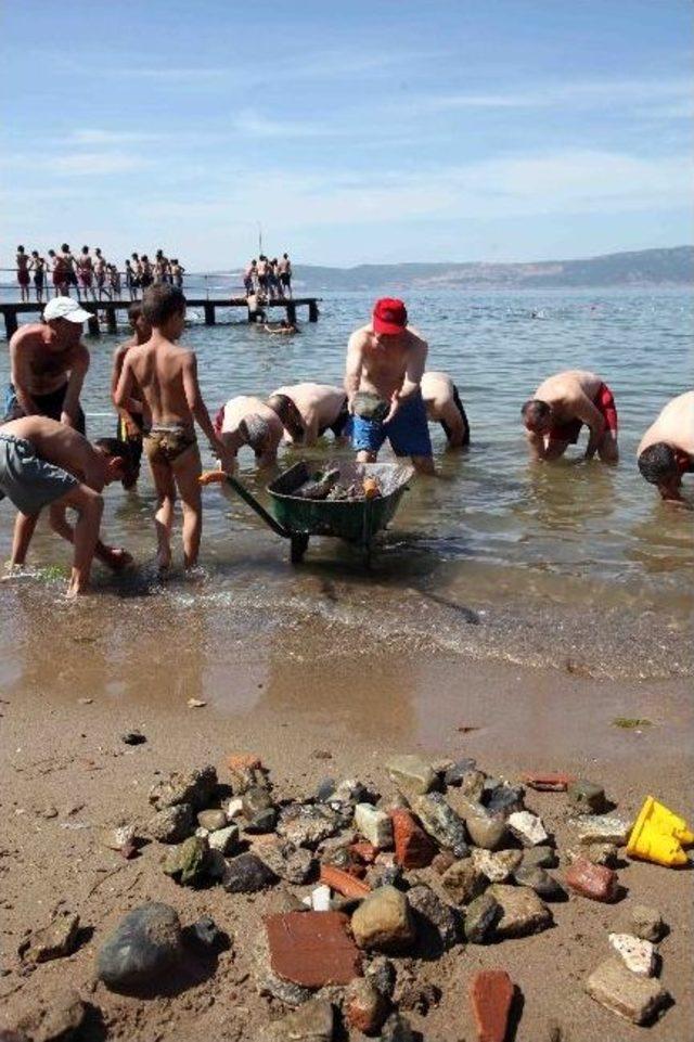 İhtiyar Delikanlıdan Örnek Davranış