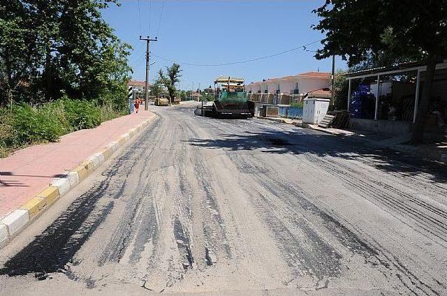 Başiskele'de Cadde Ve Sokaklar Asfaltlanıyor